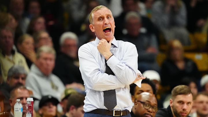 Arizona State Sun Devils head coach Bobby Hurley pulled his team off the floor and refused to shake hands after losing to Arizona.