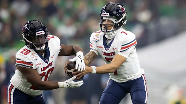 Colorado football could be replacing Shedeur Sanders under center in a highly unorthodox way