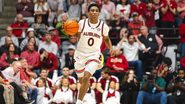 Auburn is a big favorite against Arkansas on Wednesday night.