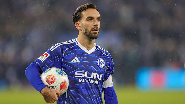 Kenan Karaman ist Kapitän und Leistungsträger um Schalke 04