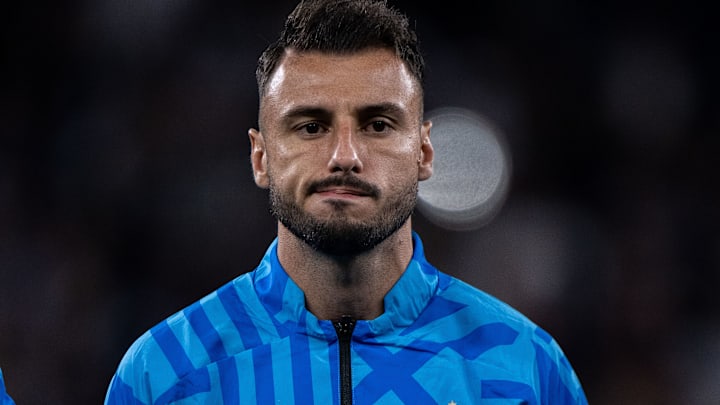 Jonathan Clauss est sorti blessé face au Sporting CP.