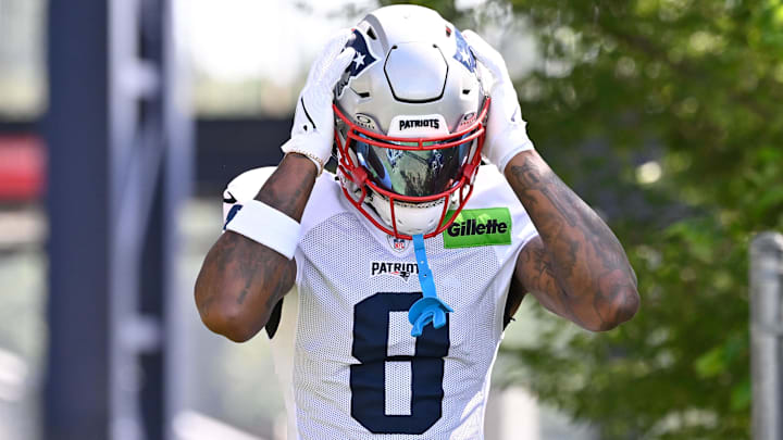 Jul 28, 2025; Foxborough, MA, USA; New England Patriots wide receiver Stefon Diggs (8) heads to the practice fields for training camp at Gillette Stadium. Mandatory Credit: Eric Canha-Imagn Images