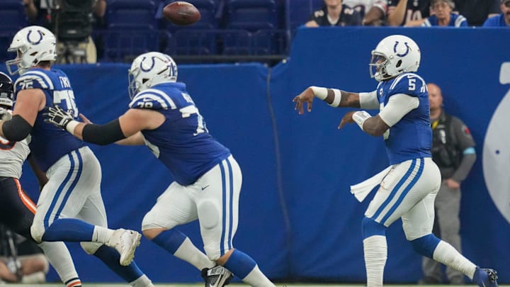 Indianapolis Colts quarterback Anthony Richardson (5) passes the ball Sunday, Sept. 22, 2024, during a game against the Chicago Bears at Lucas Oil Stadium in Indianapolis.