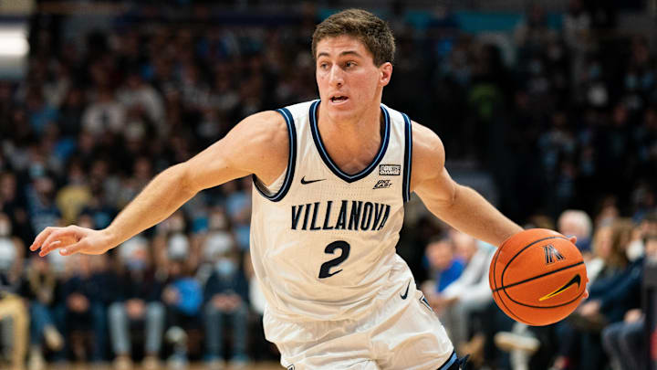 The Villanova Wildcats are on the road tonight looking for two straight wins over the Xavier Musketeers. 