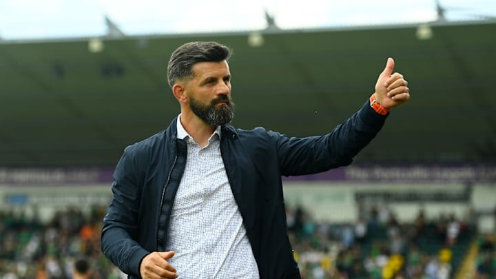 Miron Muslic gibt sein S04-Debüt