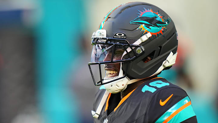 Sep 29, 2025; Miami Gardens, Florida, USA; Miami Dolphins wide receiver Tyreek Hill (10) practices before the game against the New York Jets at Hard Rock Stadium. Mandatory Credit: Rich Storry-Imagn Images