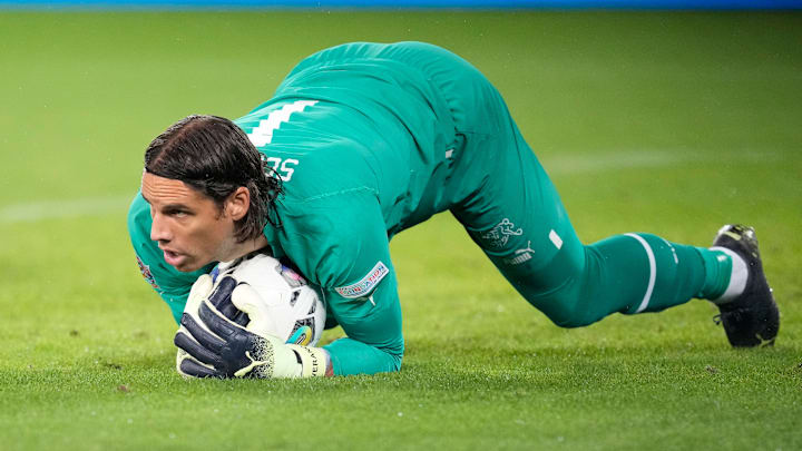 Yann Sommer tem 33 anos e duas Copas do Mundo no currículo