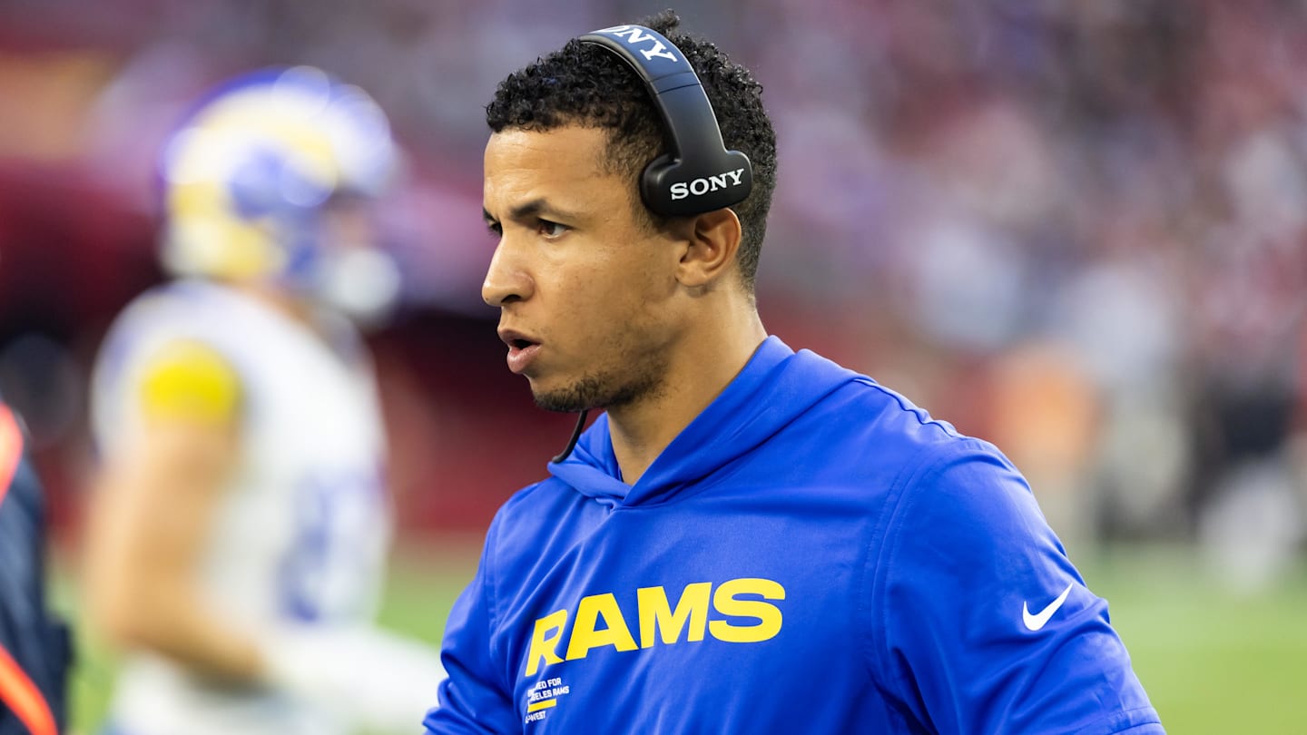 Next Mike Tomlin? Steelers Have Head Coach Candidate to Watch