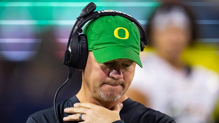 Oct 8, 2022; Tucson, Arizona, USA; Oregon Ducks special teams coordinator Joe Lorig against the Arizona Wildcats at Arizona Stadium. Mandatory Credit: Mark J. Rebilas-USA TODAY Sports Oct 8, 2022; Tucson, Arizona, USA; Oregon Ducks special teams coordinator Joe Lorig against the Arizona Wildcats at Arizona Stadium. Mandatory Credit: Mark J. Rebilas-USA TODAY Sports