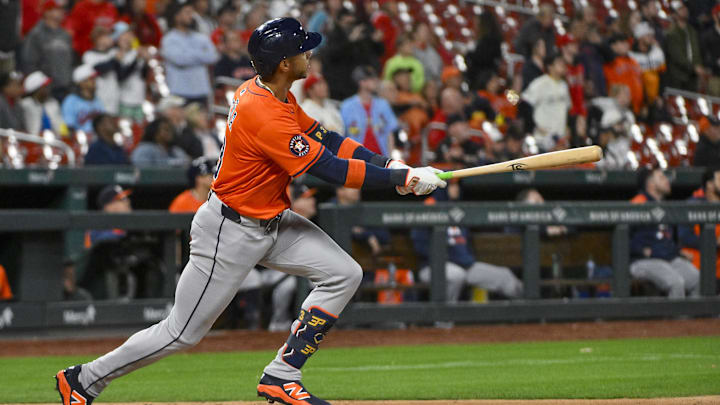 The Astros are road favorites against the Cardinals on Tuesday night.