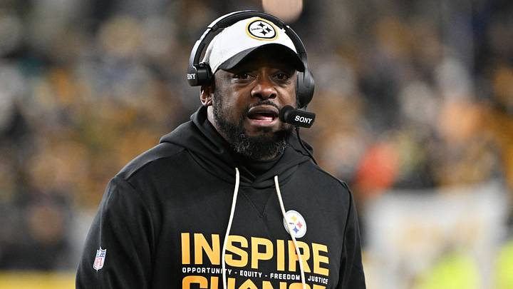 Dec 15, 2025; Pittsburgh, Pennsylvania, USA; Pittsburgh Steelers head coach Mike Tomlin looks on in the first half against the Miami Dolphins at Acrisure Stadium. Mandatory Credit: Barry Reeger-Imagn Images Dec 15, 2025; Pittsburgh, Pennsylvania, USA; Pittsburgh Steelers head coach Mike Tomlin looks on in the first half against the Miami Dolphins at Acrisure Stadium. Mandatory Credit: Barry Reeger-Imagn Images