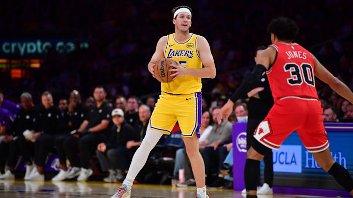 Austin Reaves podría desvincularse de los Lakers en verano