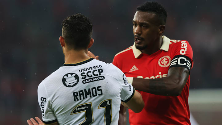 Rafael Ramos e Edenilson discutiram no Beira-Rio