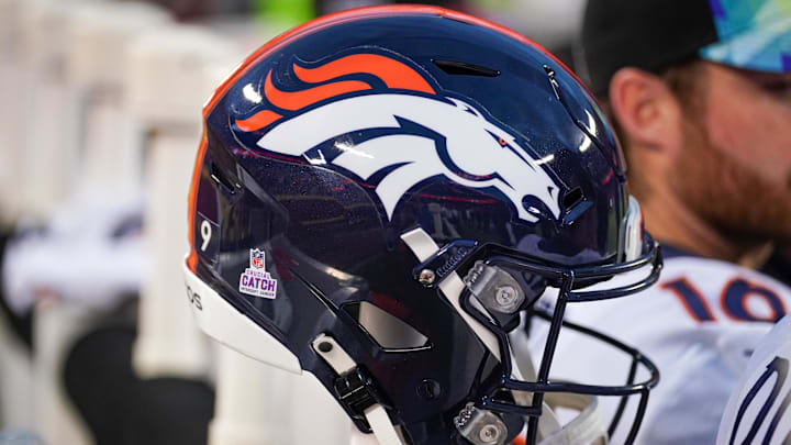 Oct 12, 2023; Kansas City, Missouri, USA; A general view of a Denver Broncos helmet against the Kansas City Chiefs prior to a game at GEHA Field at Arrowhead Stadium. Mandatory Credit: Denny Medley-Imagn Images Oct 12, 2023; Kansas City, Missouri, USA; A general view of a Denver Broncos helmet against the Kansas City Chiefs prior to a game at GEHA Field at Arrowhead Stadium. Mandatory Credit: Denny Medley-Imagn Images