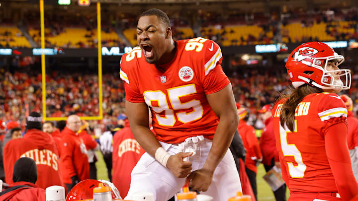 AFC Wild Card Playoffs - Pittsburgh Steelers v Kansas City Chiefs