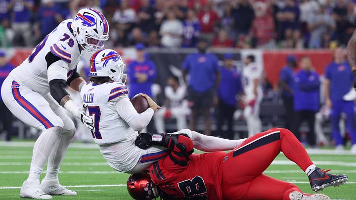 Nov. 20, 2025; Houston, Texas, USA; Houston Texans' defensive tackle Tim Settle Jr. (98) sacks Buffalo Bills' quarterback Josh Allen (17) while Bills' right tackle Spencer Brown (79) looks on during the second half of a past NFL game at NRG Stadium. Nov. 20, 2025; Houston, Texas, USA; Houston Texans' defensive tackle Tim Settle Jr. (98) sacks Buffalo Bills' quarterback Josh Allen (17) while Bills' right tackle Spencer Brown (79) looks on during the second half of a past NFL game at NRG Stadium.