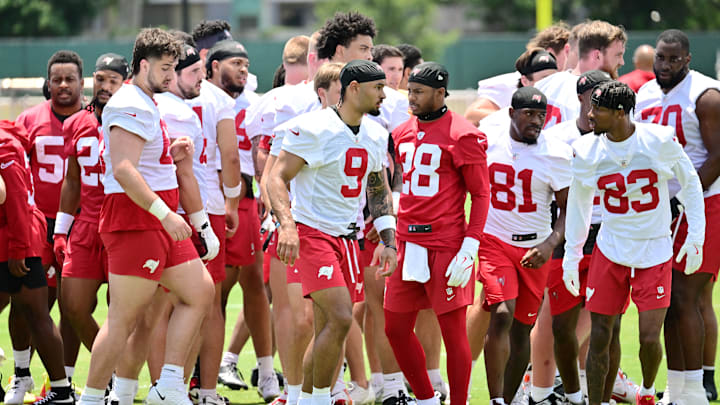 Tampa Bay Buccaneers Hall of Famer Rondé Barber thinks David Walker could be the team's most impactful rookie this season. 