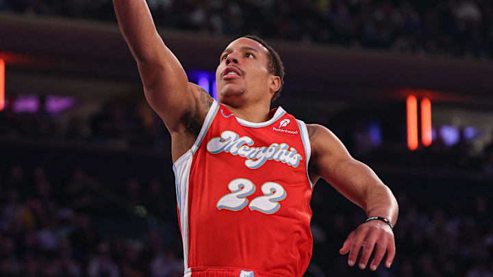 Jan 27, 2025; New York, New York, USA; Memphis Grizzlies guard Desmond Bane (22) goes to the basket in front of New York Knicks guard Josh Hart (3) during the first half at Madison Square Garden. Mandatory Credit: Vincent Carchietta-Imagn Images Jan 27, 2025; New York, New York, USA; Memphis Grizzlies guard Desmond Bane (22) goes to the basket in front of New York Knicks guard Josh Hart (3) during the first half at Madison Square Garden. Mandatory Credit: Vincent Carchietta-Imagn Images