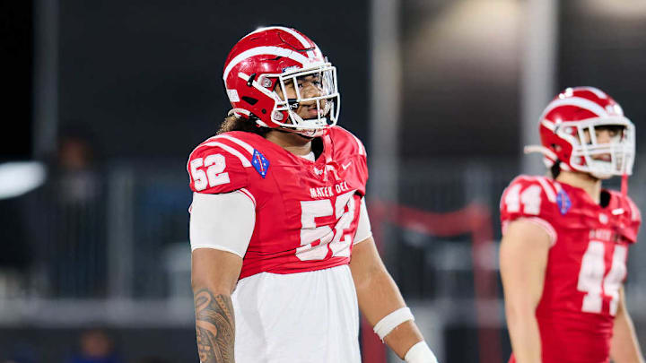 Mater Dei's Tomuhini Topui is the High School on SI 2024 CIF Southern Section Defensive Player of the Year.