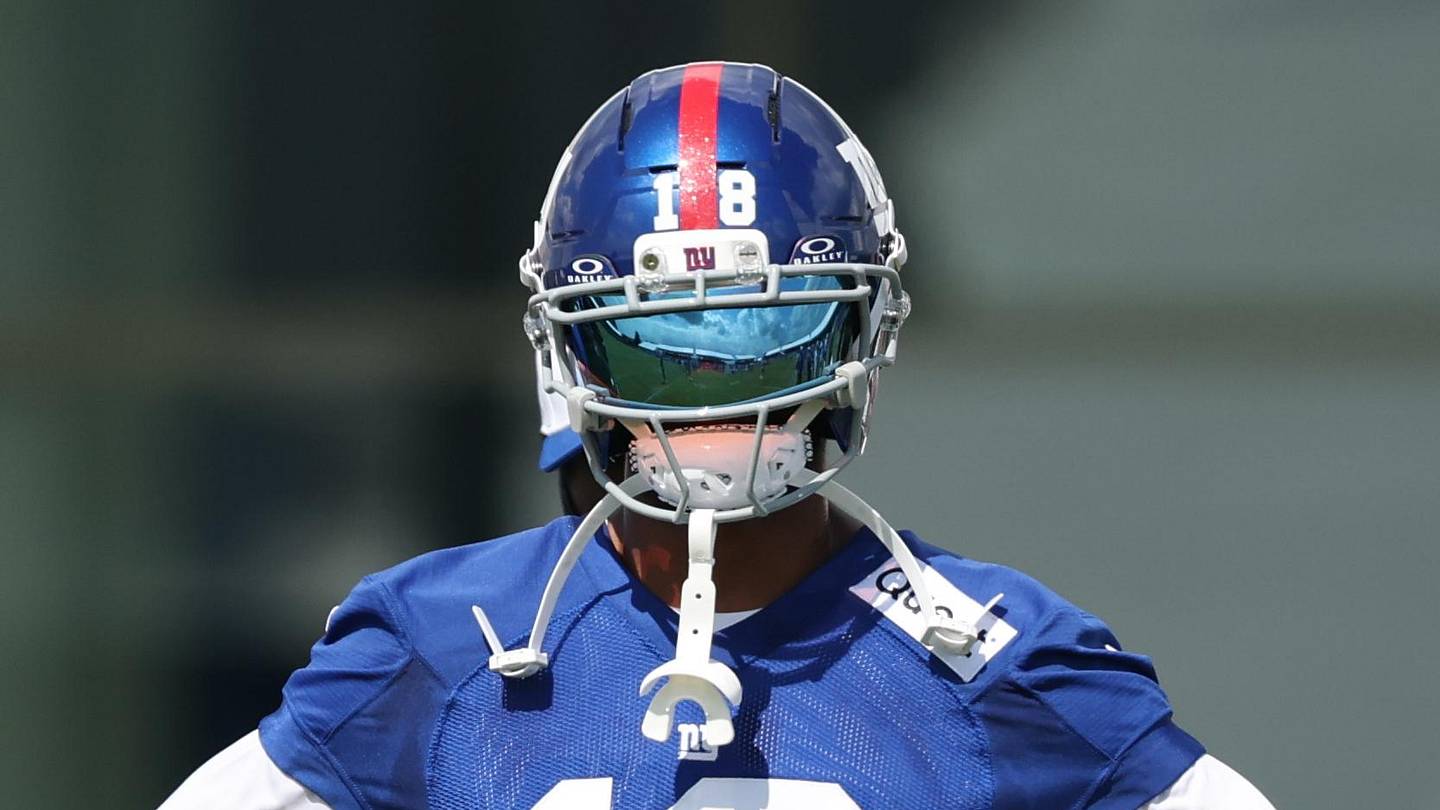 How Darius Slayton’s Offseason Surgery Impacts Giants' Pursuit of Odell Beckham Jr.