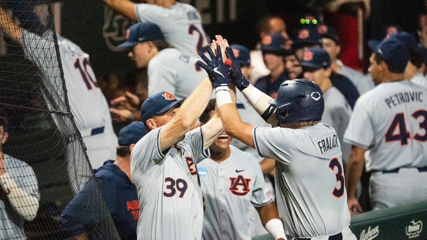 How to Watch Auburn Baseball's Regional Championship Game Against Milwaukee