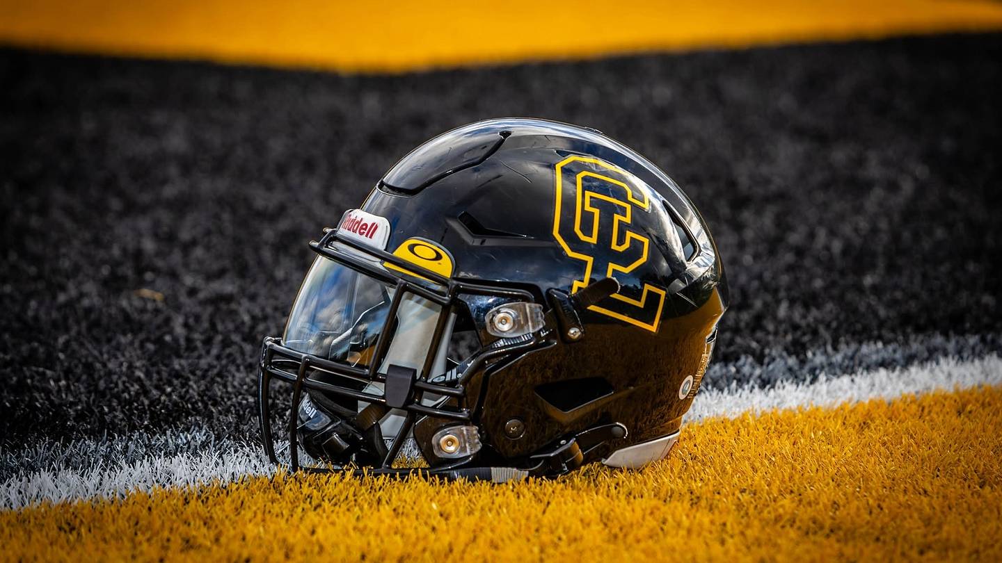 Iowa High School Football Week 9 Notebook: Clear Lake Caps Perfect Regular Season