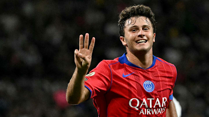 Joao Neves et le PSG affrontent le RC Lens ce dimanche en Ligue 1 Joao Neves et le PSG affrontent le RC Lens ce dimanche en Ligue 1