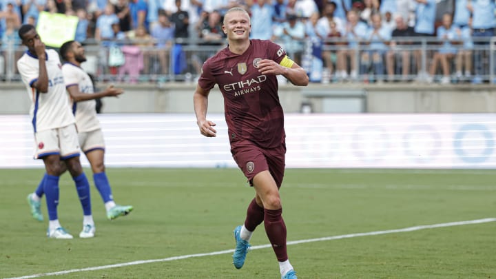 Erling Haaland et Manchester City arboreront un maillot extérieur symbolique cette saison. 