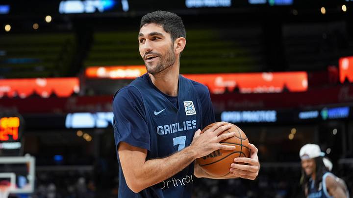 Grizzlies' Santi Aldama (7) grabs a rebound while playing knockout during open practice at the FedExForum on October 4, 2025, in Memphis, Tenn. Grizzlies' Santi Aldama (7) grabs a rebound while playing knockout during open practice at the FedExForum on October 4, 2025, in Memphis, Tenn.