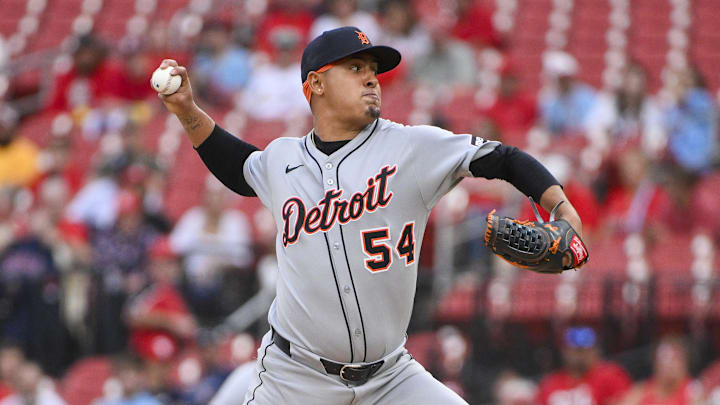 May 19, 2025; St. Louis, Missouri, USA;  Detroit Tigers relief pitcher Keider Montero (54) pitches against the St. Louis Cardinals during the first inning at Busch Stadium. 