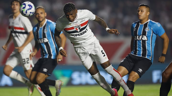 Gol de Arboleda abriu caminho para o triunfo são-paulino Gol de Arboleda abriu caminho para o triunfo são-paulino