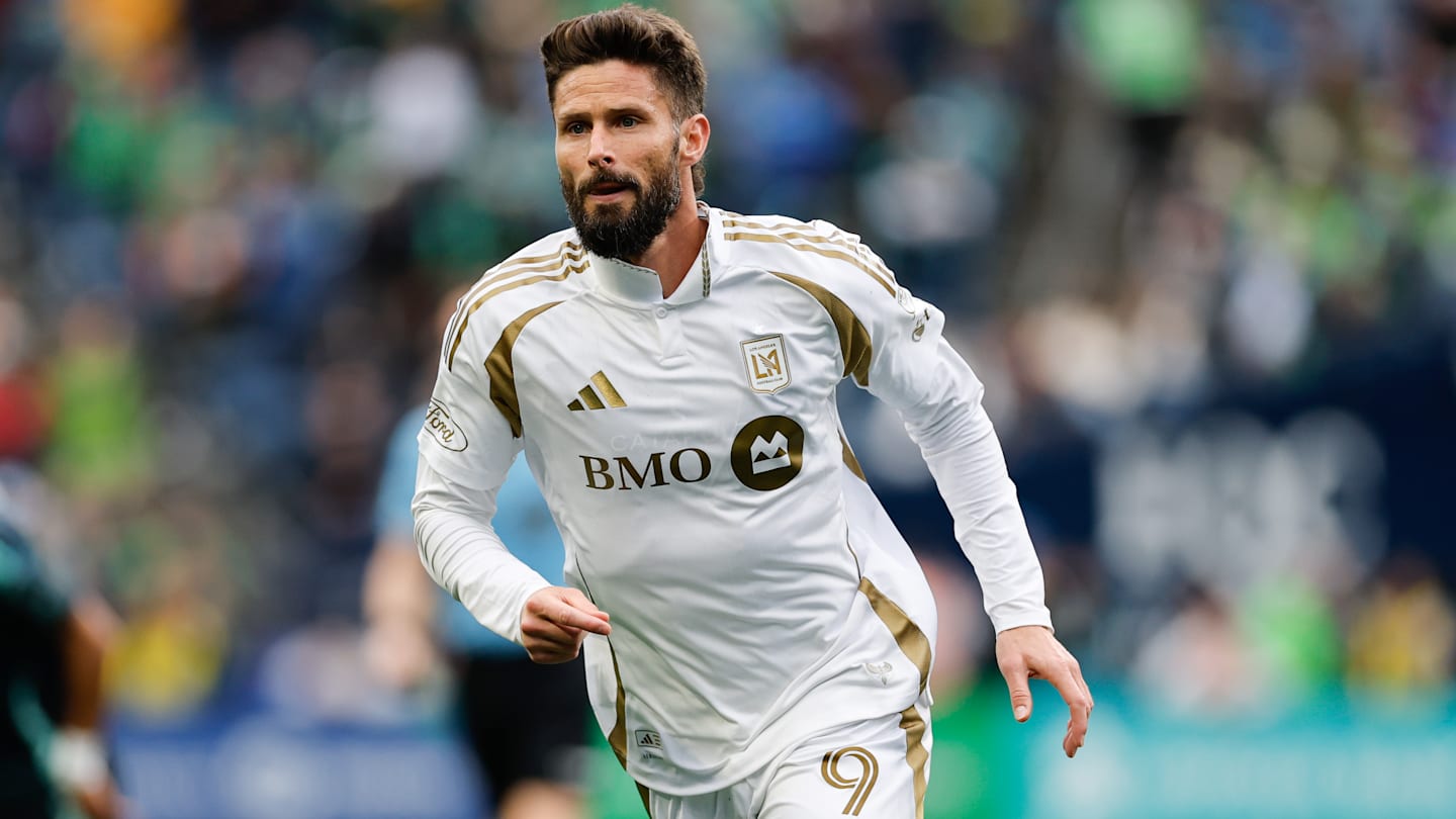 Watch: Olivier Giroud finally scores 1st MLS goal on brilliant free kick
