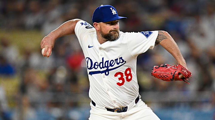 Chicago White Sox v Los Angeles Dodgers