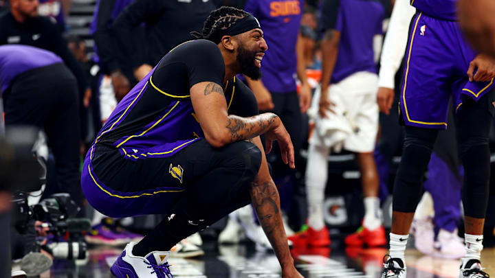 Oct 28, 2024; Phoenix, Arizona, USA; Los Angeles Lakers forward Anthony Davis (3) reacts after a play during the first quarter against the Phoenix Suns at Footprint Center. Mandatory Credit: Mark J. Rebilas-Imagn Images Oct 28, 2024; Phoenix, Arizona, USA; Los Angeles Lakers forward Anthony Davis (3) reacts after a play during the first quarter against the Phoenix Suns at Footprint Center. Mandatory Credit: Mark J. Rebilas-Imagn Images