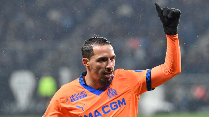 Ismaël Bennacer pourrait finalement rester à l'OM la saison prochaine. 