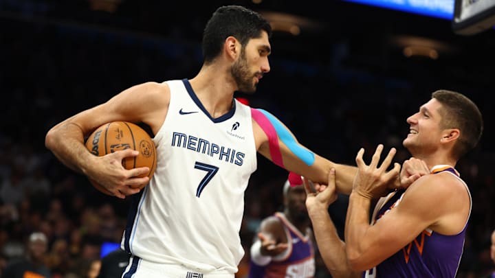 Oct 29, 2025; Phoenix, Arizona, USA; Memphis Grizzlies forward Santi Aldama (7) grabs Phoenix Suns guard Grayson Allen (8) during the second half at the Mortgage Matchup Center. Mandatory Credit: Mark J. Rebilas-Imagn Images Oct 29, 2025; Phoenix, Arizona, USA; Memphis Grizzlies forward Santi Aldama (7) grabs Phoenix Suns guard Grayson Allen (8) during the second half at the Mortgage Matchup Center. Mandatory Credit: Mark J. Rebilas-Imagn Images