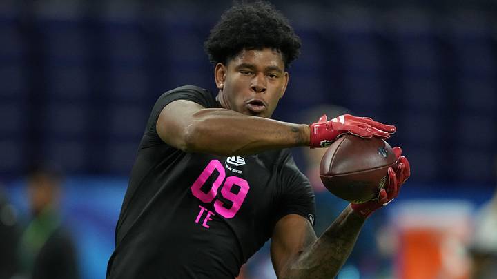 Feb 27, 2026; Indianapolis, IN, USA; NC State tight end Justin Joly (TE09) during the NFL Scouting Combine at Lucas Oil Stadium. Feb 27, 2026; Indianapolis, IN, USA; NC State tight end Justin Joly (TE09) during the NFL Scouting Combine at Lucas Oil Stadium.