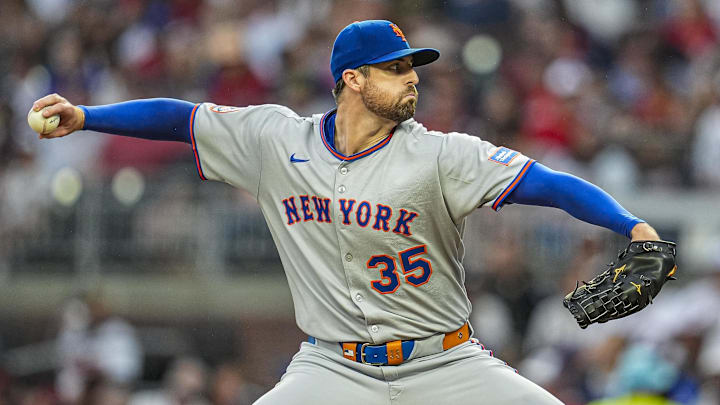 Clay Holmes and the Mets are home favorites against the Marlins on Thursday night.