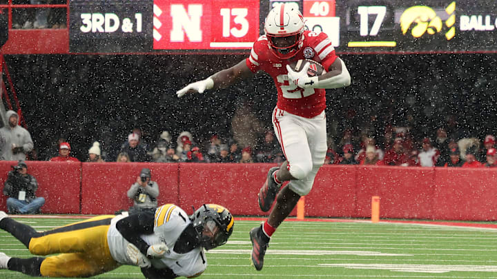 Emmett Johnson, who rushed for 217 yards and a touchdown, against Iowa. 