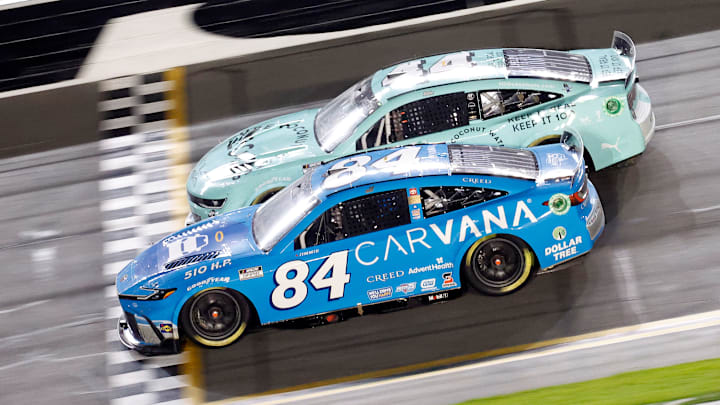 Jimmie Johnson, Legacy Motor Club, J.J. Yeley, NY Racing Team, Bluegreen Vacations Duel, Daytona 500, Daytona International Speedway, NASCAR
