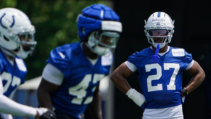 Indianapolis Colts cornerback Justin Walley (27) stands on the field Tuesday, June 10, 2025, during NFL Colts mandatory mini camp at the Indiana Farm Bureau Football Center in Indianapolis.