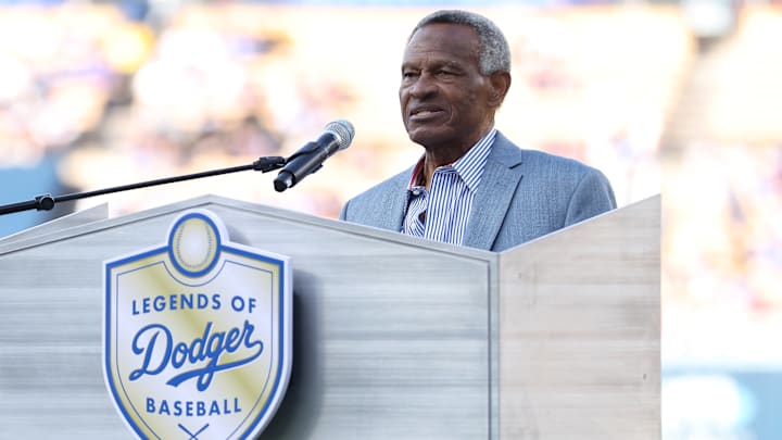 Manny Mota continúa trabajando para los Dodgers de Los Angeles en la actualidad 