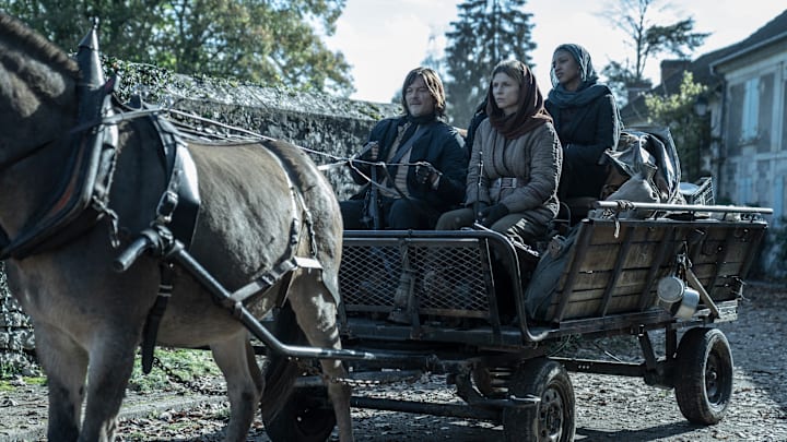 Norman Reedus as Daryl Dixon, Clémence Poésy as Isabelle, Laïka Blanc-Francard as Sylvie - The Walking Dead: Daryl Dixon _ Season 1, Episode 2 - Photo Credit: Emmanuel Guimier/AMC