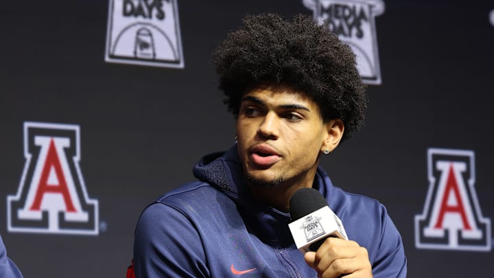 Oct 22, 2025; Kansas City, MO, USA; Arizonas Koa Peat speaks to media during Big 12 Menís Basketball media day at T-Mobile Center. Mandatory Credit: Sophia Scheller-Imagn Images Oct 22, 2025; Kansas City, MO, USA; Arizonas Koa Peat speaks to media during Big 12 Menís Basketball media day at T-Mobile Center. Mandatory Credit: Sophia Scheller-Imagn Images