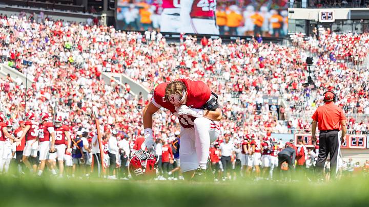 Alabama Defensive Back Bray Hubbard prays before the game against ECU on Sept 5, 2026. Alabama Defensive Back Bray Hubbard prays before the game against ECU on Sept 5, 2026.