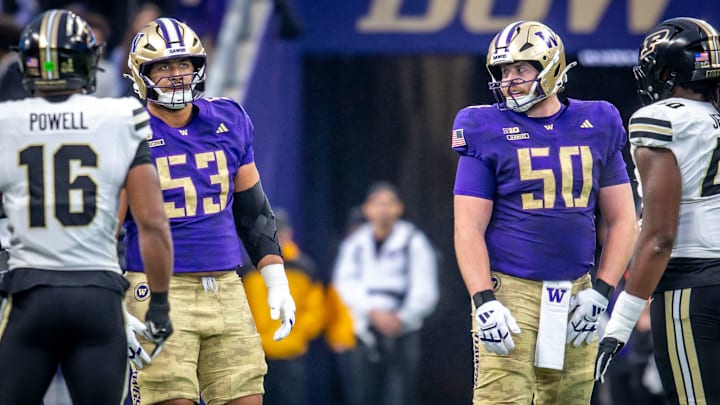 Paki Finau (53) played three positions in the UCLA game last weekend. 