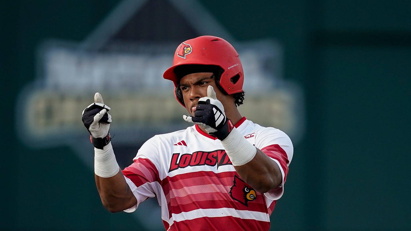 Louisville Clinches Series Victory Against Clemson