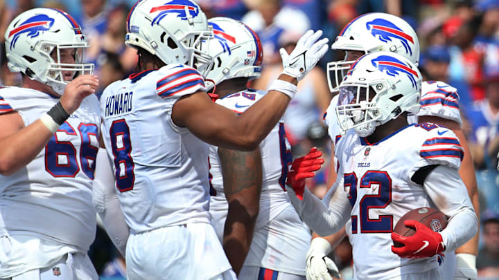 Duke Johnson celebrates his second touchdown in the Bills' week 2 preseason win