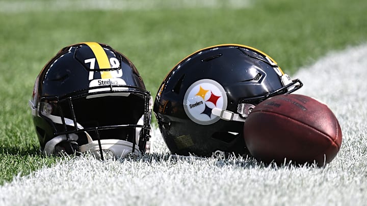 New England Patriots v Pittsburgh Steelers