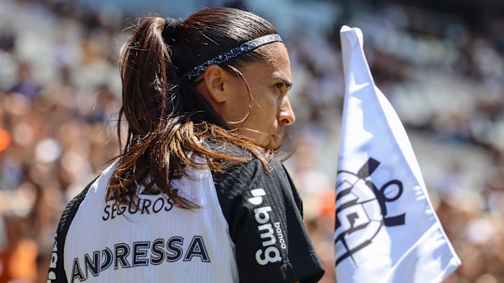 Andressa Alves está no grupo que disputará a Copa dos Campeões Feminina Andressa Alves está no grupo que disputará a Copa dos Campeões Feminina